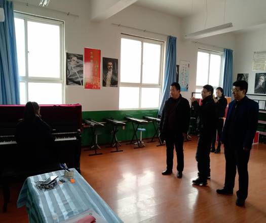 2018-11-14 ballbet贝博去东党初级中学扶贫收条IMG_20181114_120905